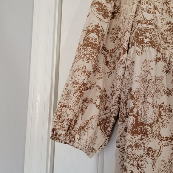 Women's Midi Elegant Dress - Picture 3 of 8